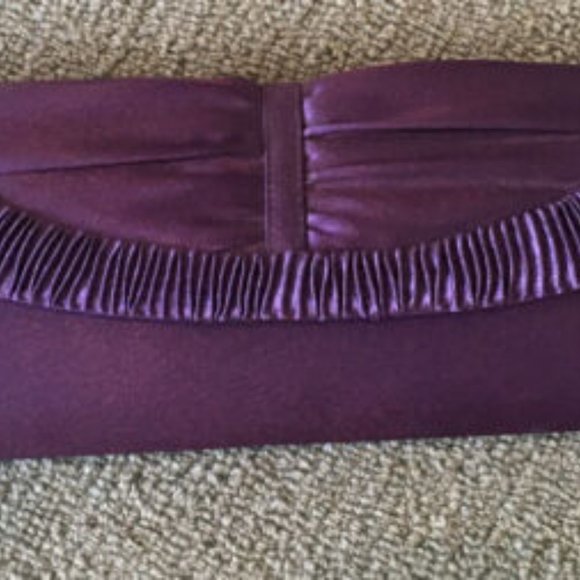 Jessica McClintock Purple Satin Evening Clutch with Hard Shell and Snap Closure - Picture 3 of 7